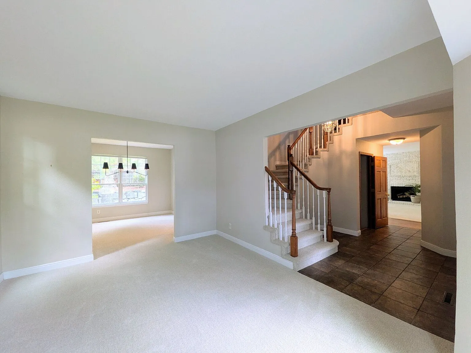 4 bed, 2.5 bath, 3052 sqft, $3,750 — Photo 4