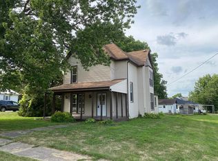216 W Devore Ave, Pearl City, IL 61062