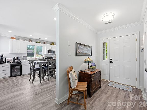 5th image of 8029 Lucky Creek Ln