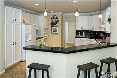 4th image of 84 Cross Creek Pl