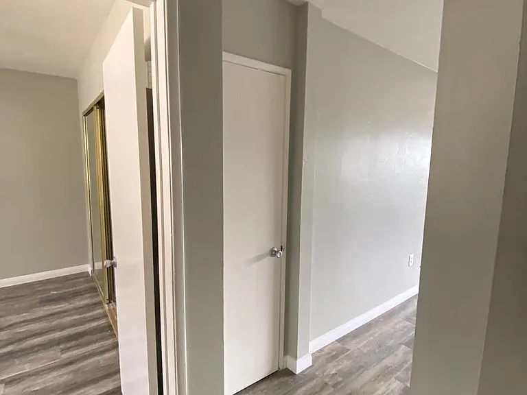 4140 Cleveland Ave — Photo 17