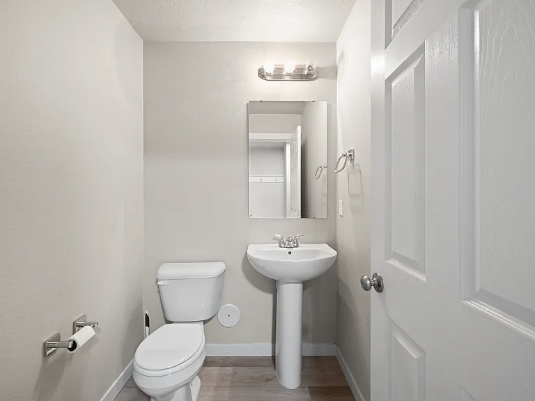 15335 Stovall Ave #A — Photo 20