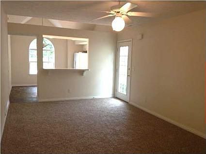 4th image of 5927 Riverwalk Cir
