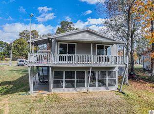 226 Lake Dr, Benton, KY 42025