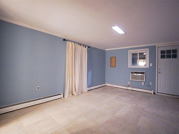2nd image of 201 N Kings Ave Floor 1