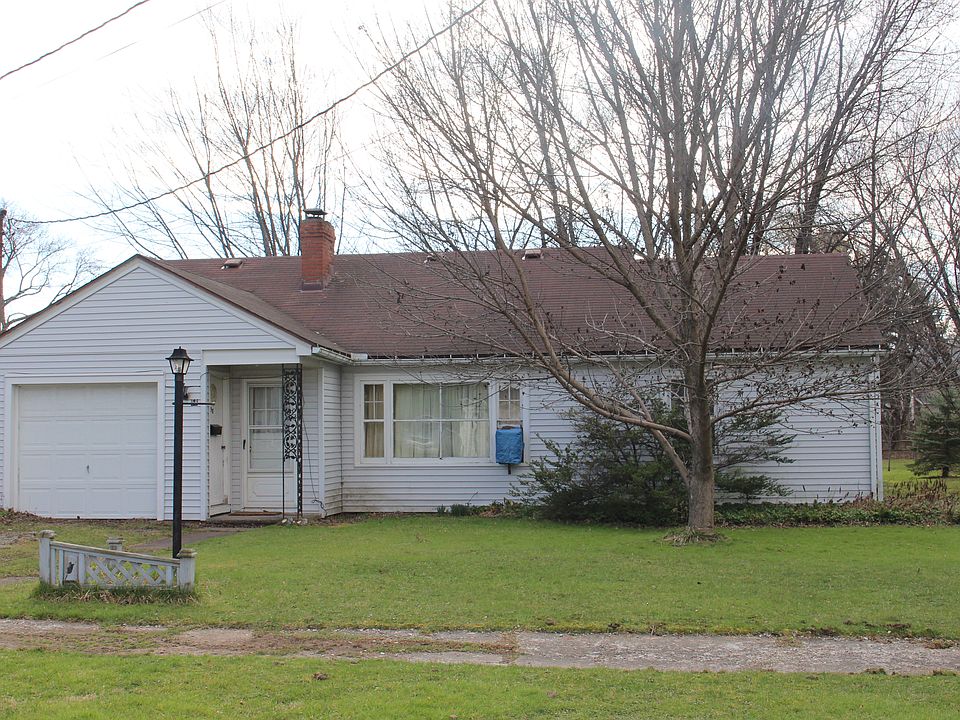 1st image of 58 Beckman Ave