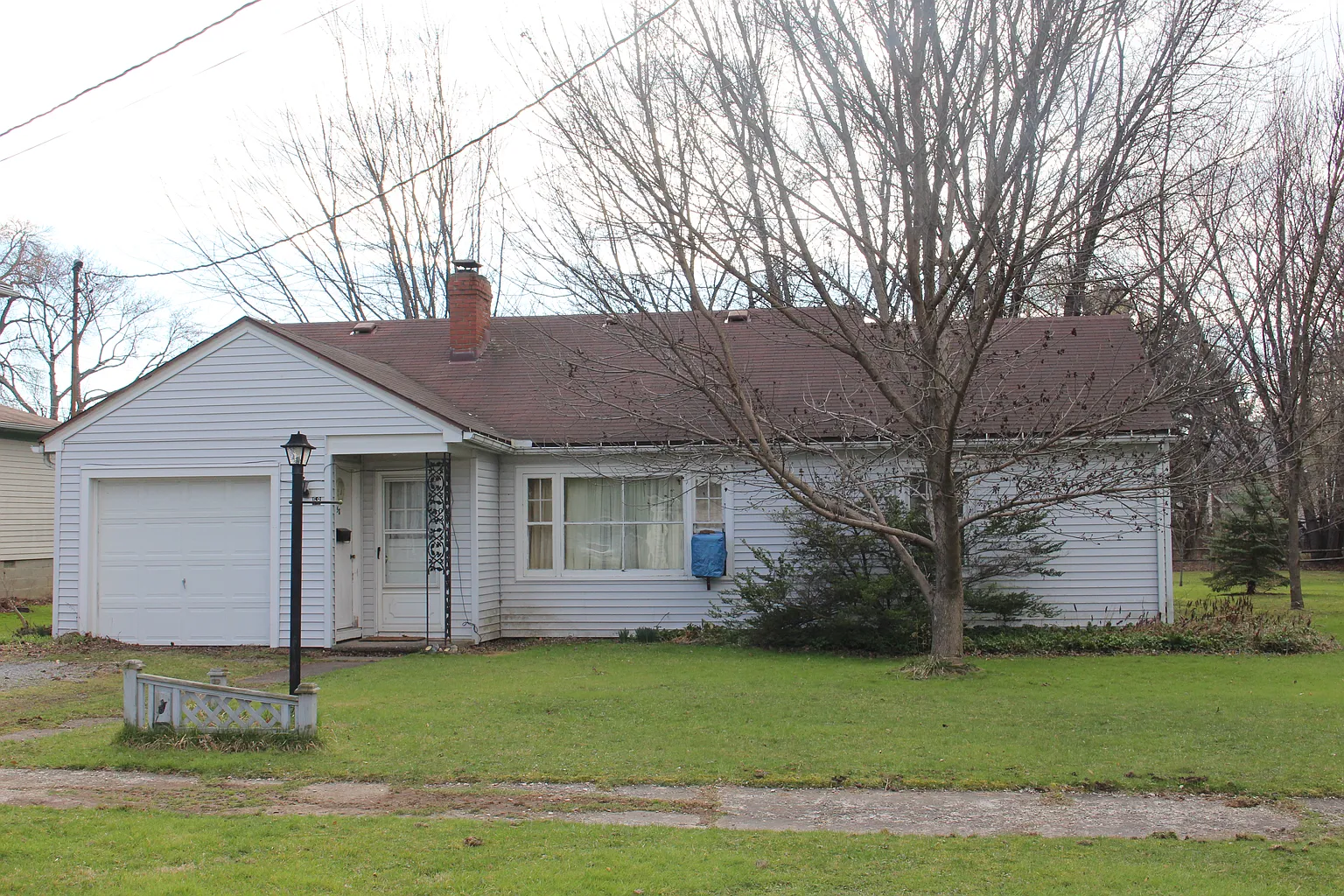 58 Beckman Ave photo 1
