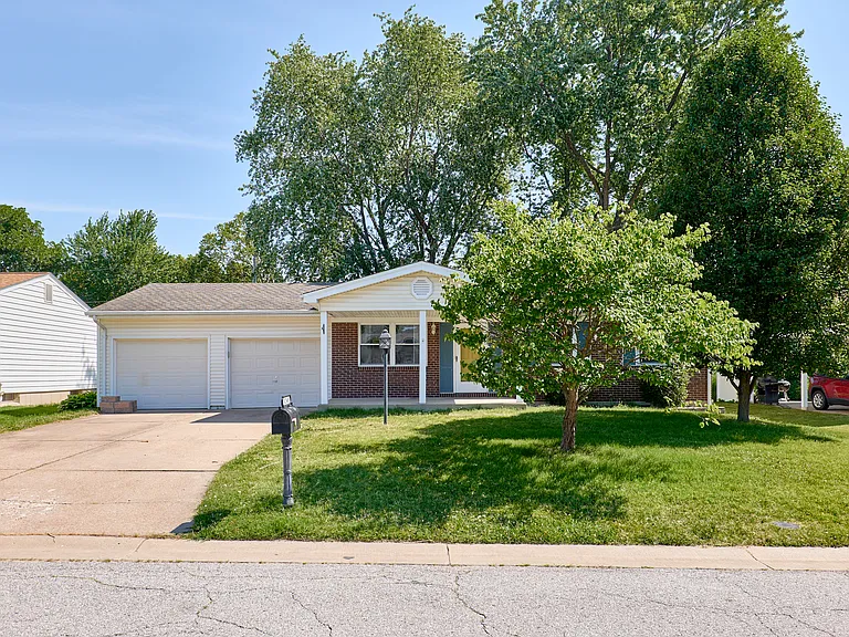 3248 Janton Ln — Photo 1