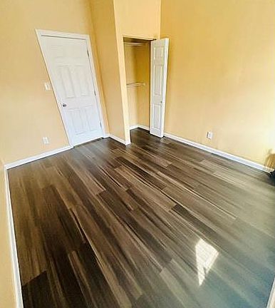 4th image of 1119 Croes Ave