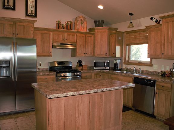 5th image of 2224 Mary Ln