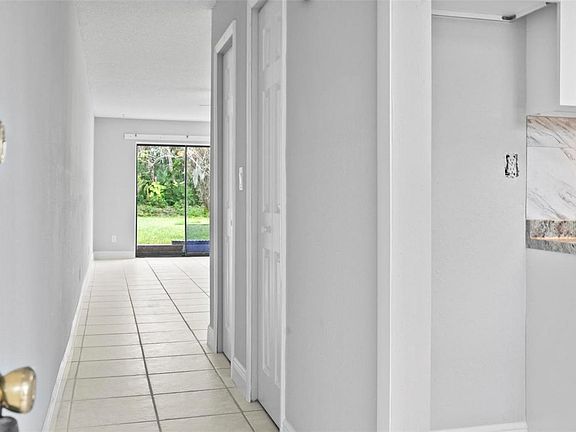 4th image of 1508 Virginia Ave APT 106