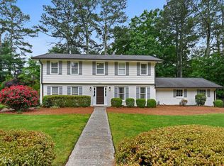 2513 Andover Dr, Dunwoody, GA 30360