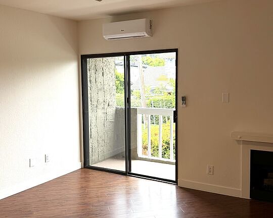 4th image of 4506 Saugus Ave APT 10