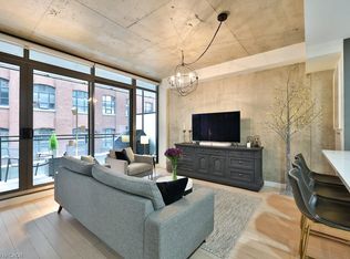 90 Broadview Ave #LW08, Toronto, ON M4M 0A7