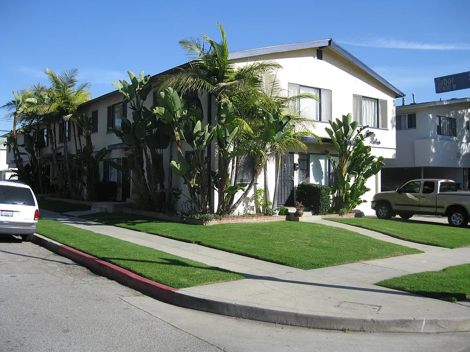 10424 Tabor St #10422