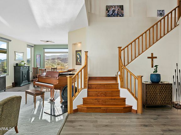 3rd image of 530 E CATHEDRAL ROCK Drive