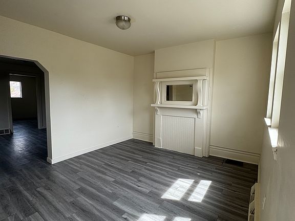 2nd image of 1010 Weston Way