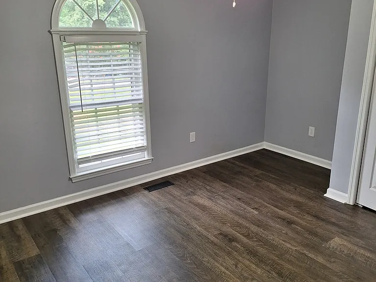 1420 Norton Rd — Photo 6