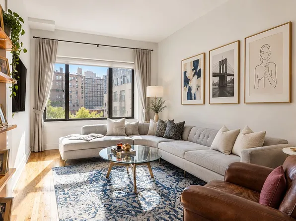 77 Bleecker St APT 819, New York, NY 10012