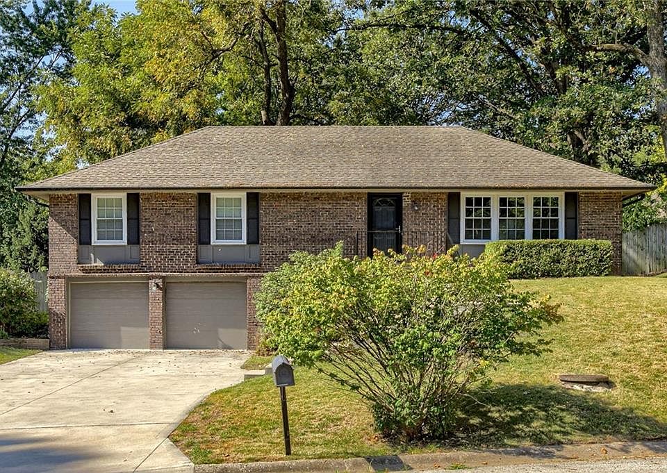 1st image of 602 Wood Ct