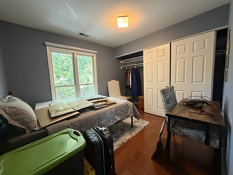 607 Queens Rd #E — Photo 10
