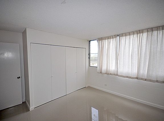 3rd image of 975 Ala Lilikoi St APT 604