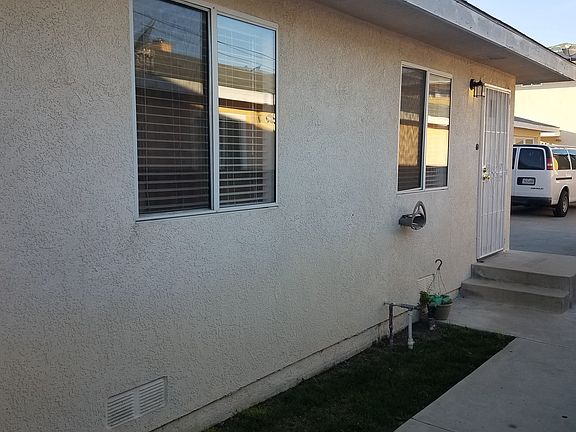 3rd image of 4226 W 138th St