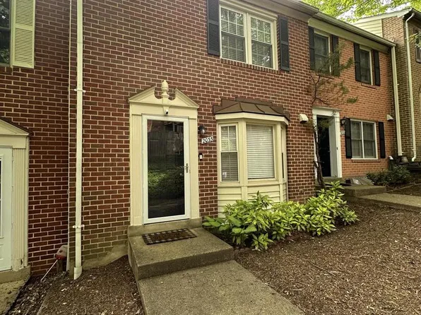 2035 S Glebe Rd, Arlington, VA 22204