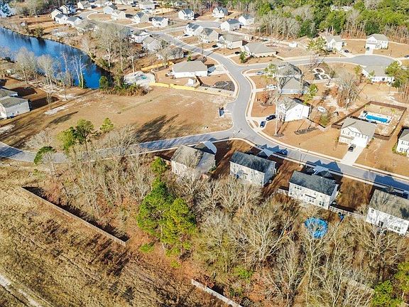 5th image of 125 Shadowbrook Way