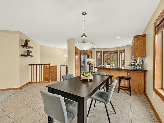 5th image of 3588 Hart Ln SW