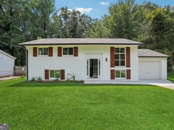 1349 Heather Cir, Riverdale, GA 30296