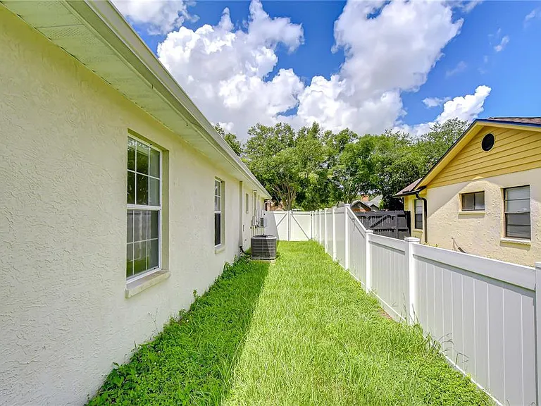 1108 Dockside Dr — Photo 22
