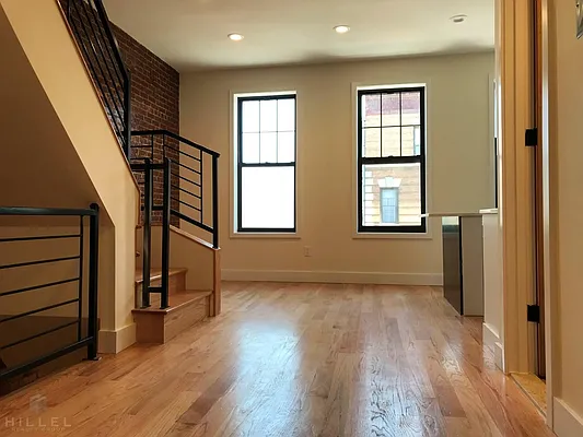 Rented by Hillel Realty Group | media 60