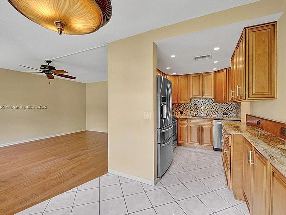 2nd image of 1005 Ashby Cir #1005-C