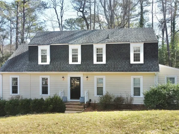 10205 Falconbridge Dr, Henrico, VA 23238