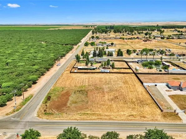 9999 Avenue 21 #165, Madera, CA 93638