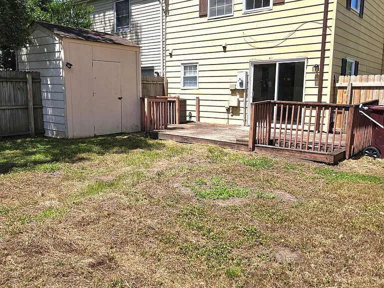 1315 River Birch Run S — Photo 16