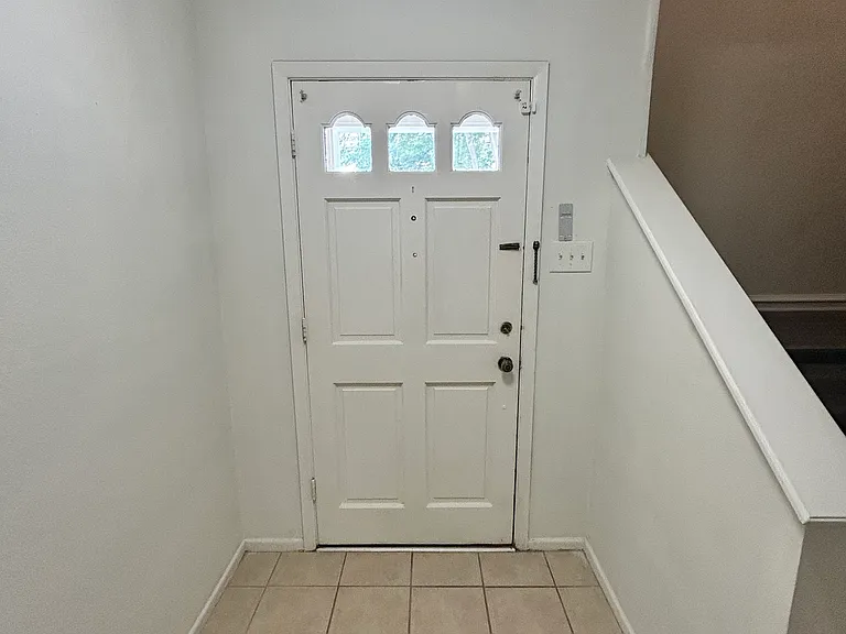 811 Jackson Keller Rd #3 — Photo 12