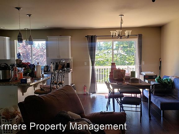 3rd image of 3874 SE Castlewood Dr