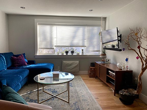 2nd image of 2460 W Caithness Pl APT 202
