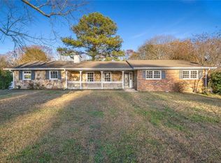 2946 Elizabeth Ln, Snellville, GA