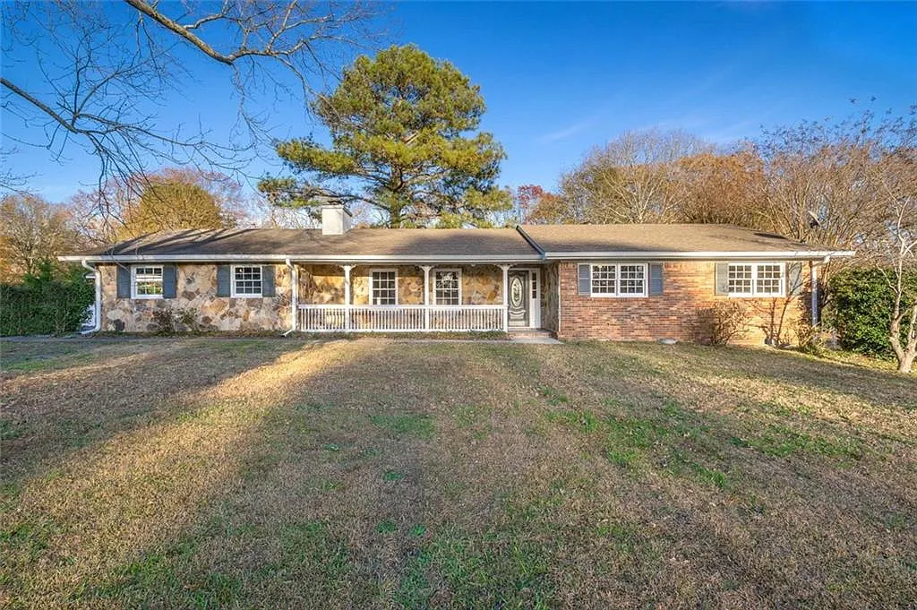 2946 Elizabeth Ln photo 1