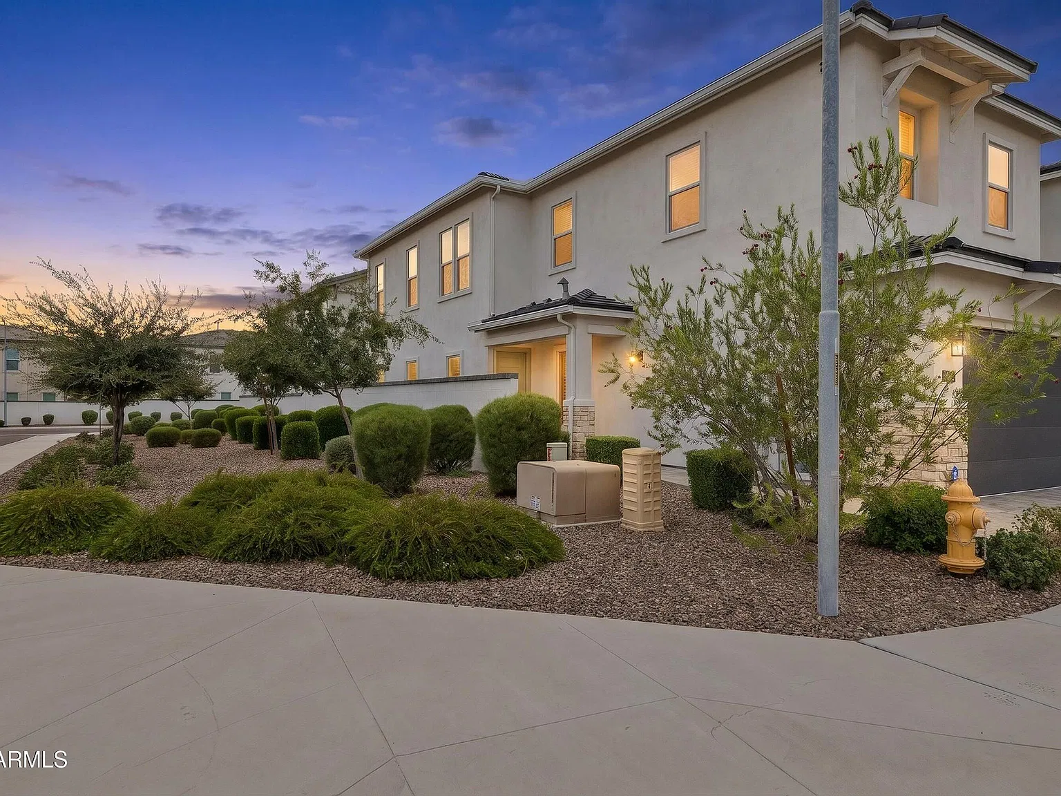 4 bed, 2.5 bath, $3,800 — Photo 4