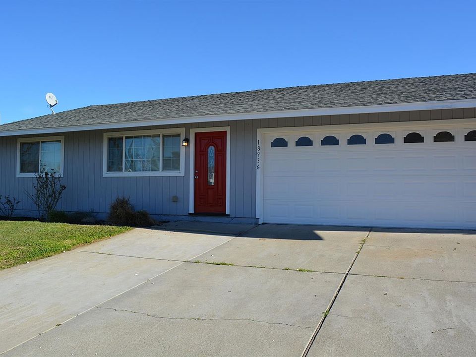 1st image of 18936 N Coquille Dr