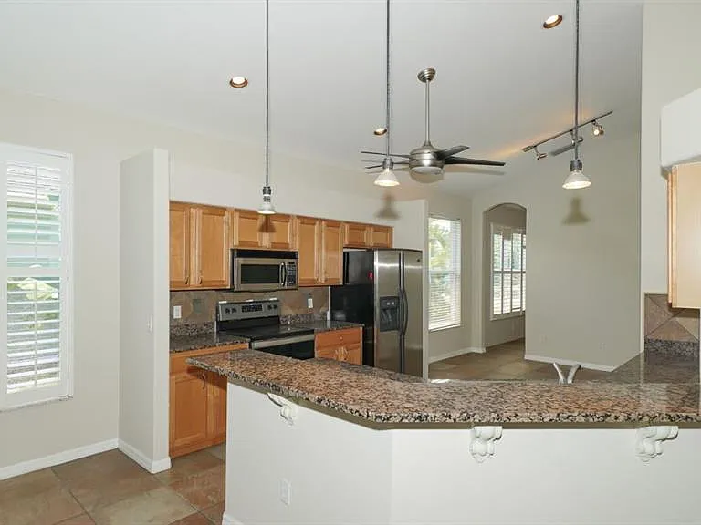 5453 New Covington Dr — Photo 14
