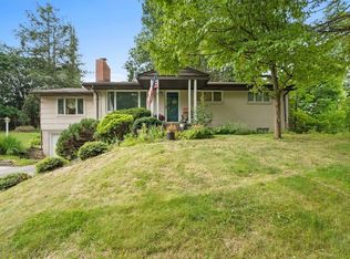 21 Ellen Dr, Mc Kees Rocks, PA 15136