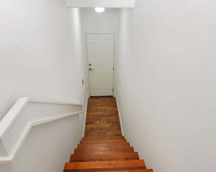 97 Shorebreaker Dr — Photo 32