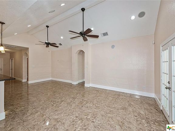 4th image of 231 Kashmuir Pl