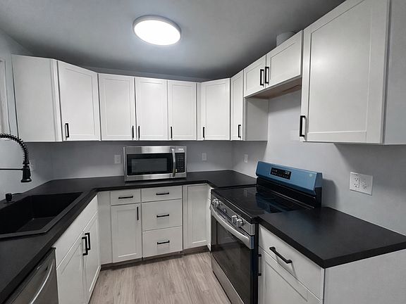 5th image of 17242 N Juanita Loop