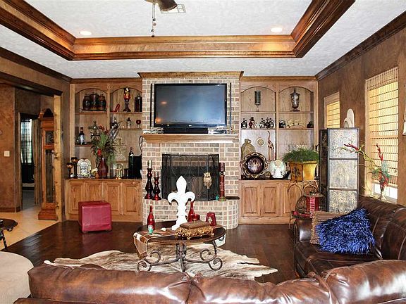 4th image of 10275 Ashford Chase Dr